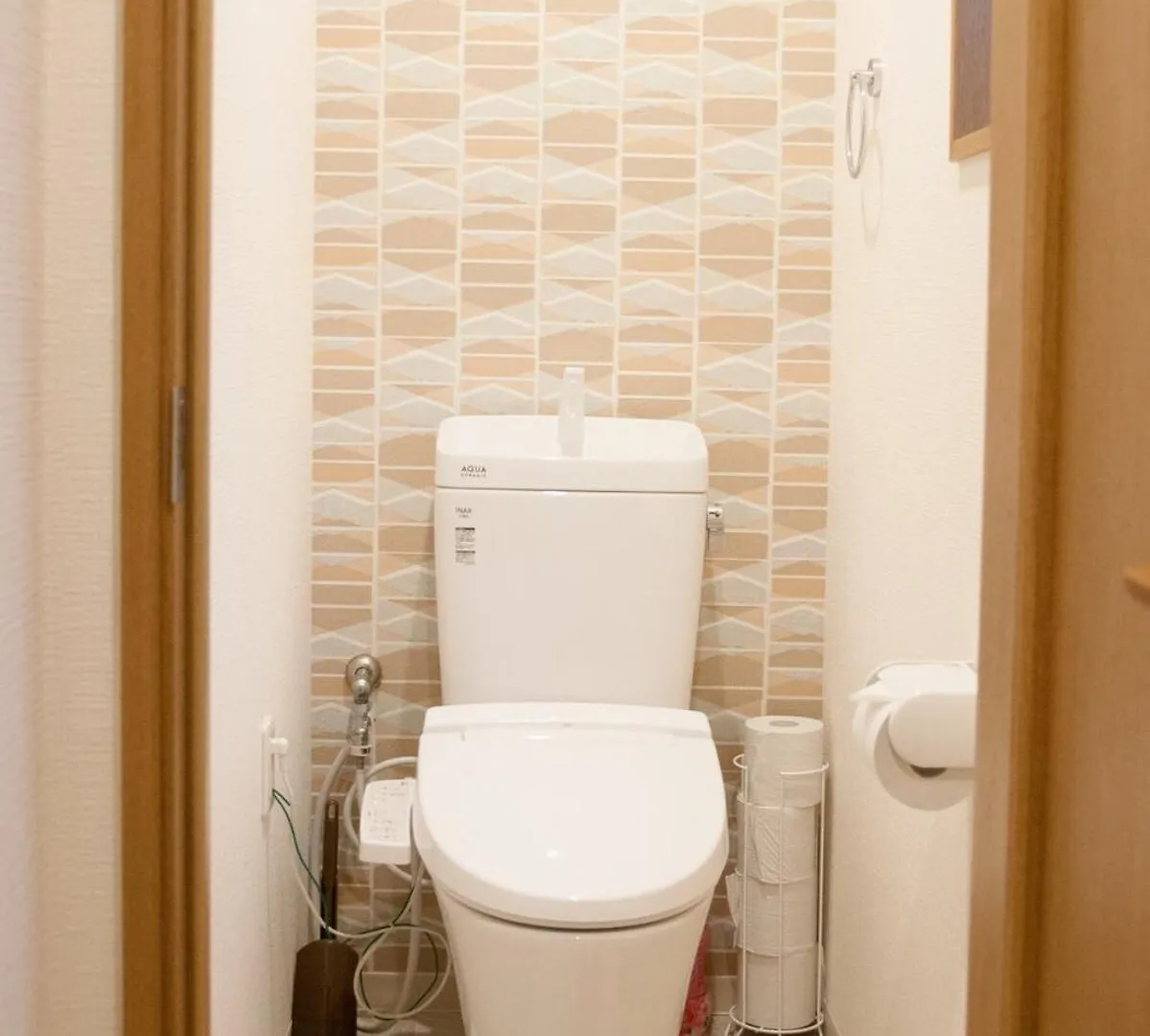 Holiday home Osaka Tengachaya 2Min-Sta 2Stop-Namba 8Ppl House Lingpiao